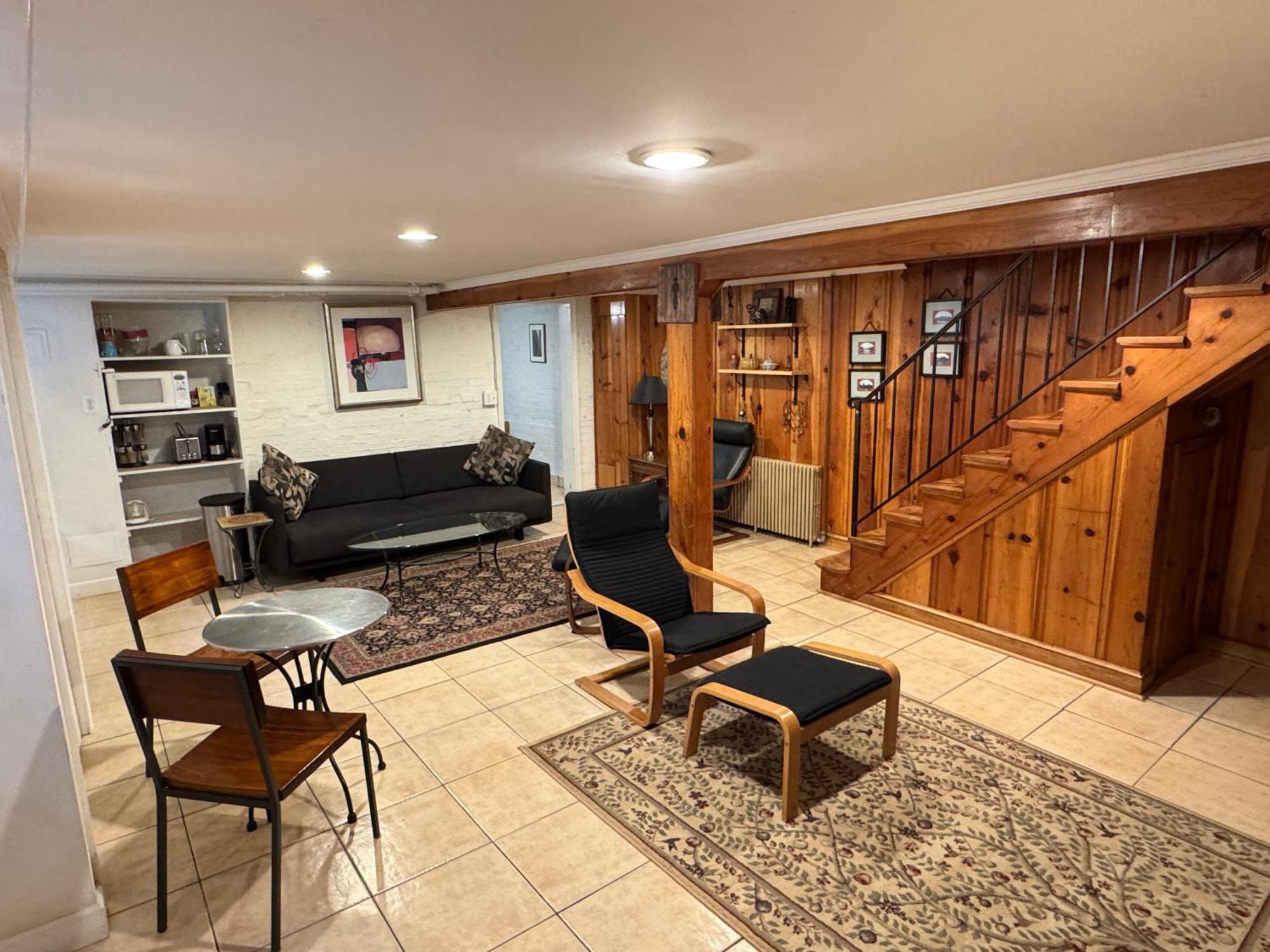 First Floor One Bedroom Apartment With Full Kitchen & Bath Washington Exterior foto